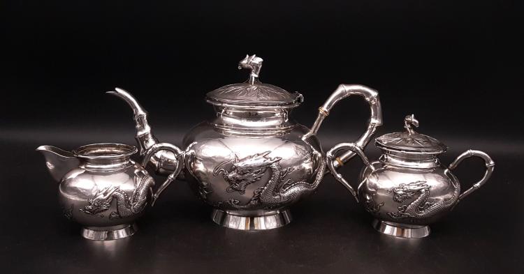 回流中国古董银壶清末民国900纯银高浮雕腾龙戏珠咖啡茶具三件套- 欧洲 